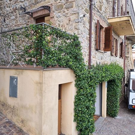 Bed & Basta Hotel Allerona Exterior photo